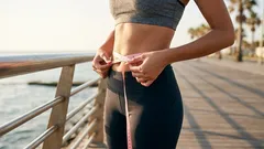 3 posizioni che ho scoperto di recente: 4-5 minuti per mantenere l'addome piatto e tonico