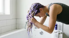 Tonalizzazione capelli: cos’è, quanto dura e perché rende la chioma più luminosa